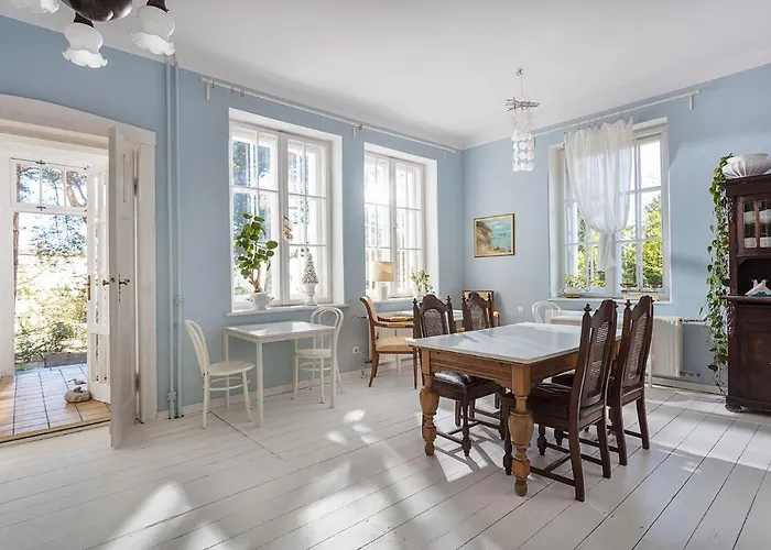 Ludwinia Bed & Breakfast 3*